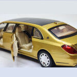 ماشین بازی مدل فلزی بنز میباخ طرح s650