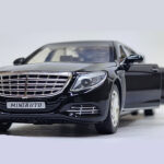ماشین بازی مدل فلزی بنز میباخ طرح s650