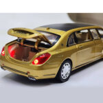 ماشین بازی مدل فلزی بنز میباخ طرح s650