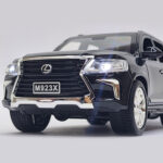 ماشین بازی مدل فلزی عقبکش موزیکال لکسوس LX570