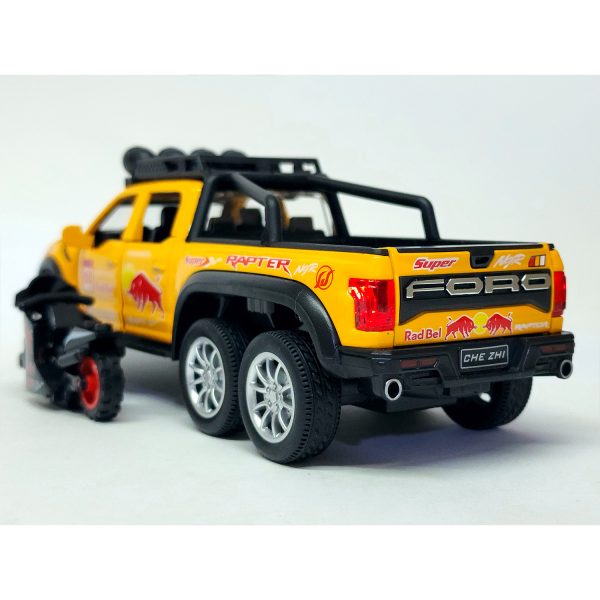 ماشین بازی چه ژی مدل فورد طرح RAPTOR به همراه موتور مجموعه 2 عددی