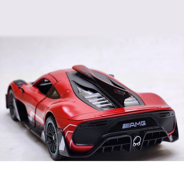 ماشین بازی مدل فلزی عقبکش BENZ AMG