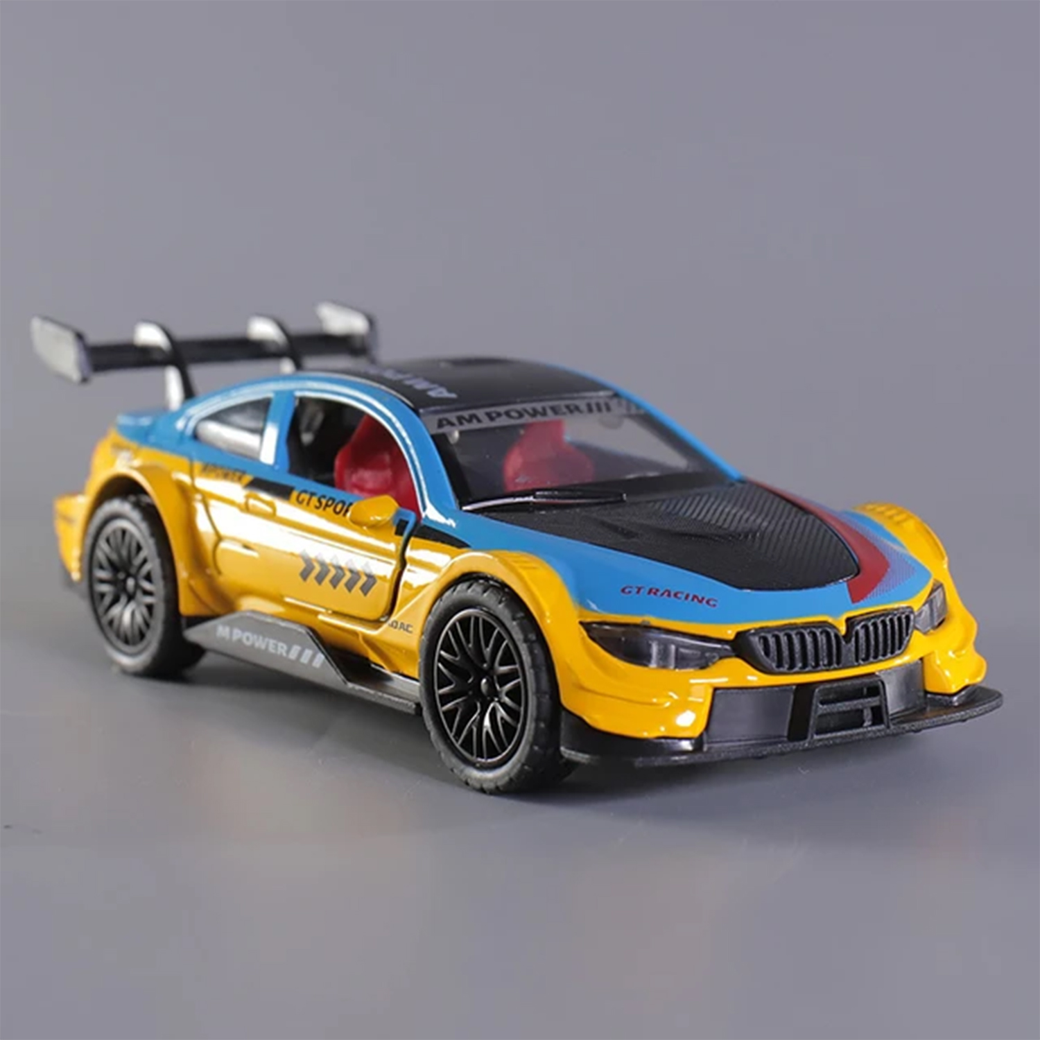 ماشین بازی مدل فلزی عقبکش BMW M4 SPORT