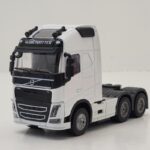 ماشین بازی ناب سل مدل 10 چرخ VOLVO FH طرح دو محور - تصویر 5