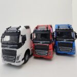 ماشین بازی ناب سل مدل 10 چرخ VOLVO FH طرح دو محور - تصویر 12