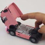 ماشین بازی ناب سل مدل چراغ دار VOLVO FH طرح تک محور - تصویر 7