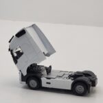 ماشین بازی ناب سل مدل چراغ دار VOLVO FH طرح تک محور - تصویر 6