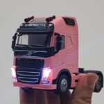 ماشین بازی ناب سل مدل چراغ دار VOLVO FH طرح تک محور - تصویر 3