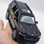 ماکت ماشین ناب سل مدل تویوتا پرادو لند کروز فلزی چراغدار موزیکال کد Metallic TOYOTA PRADO LAND CRUISER toy with lights and music به همراه استند - تصویر 17