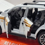 ماکت ماشین ناب سل مدل تویوتا پرادو لند کروز فلزی چراغدار موزیکال کد Metallic TOYOTA PRADO LAND CRUISER toy with lights and music به همراه استند - تصویر 8